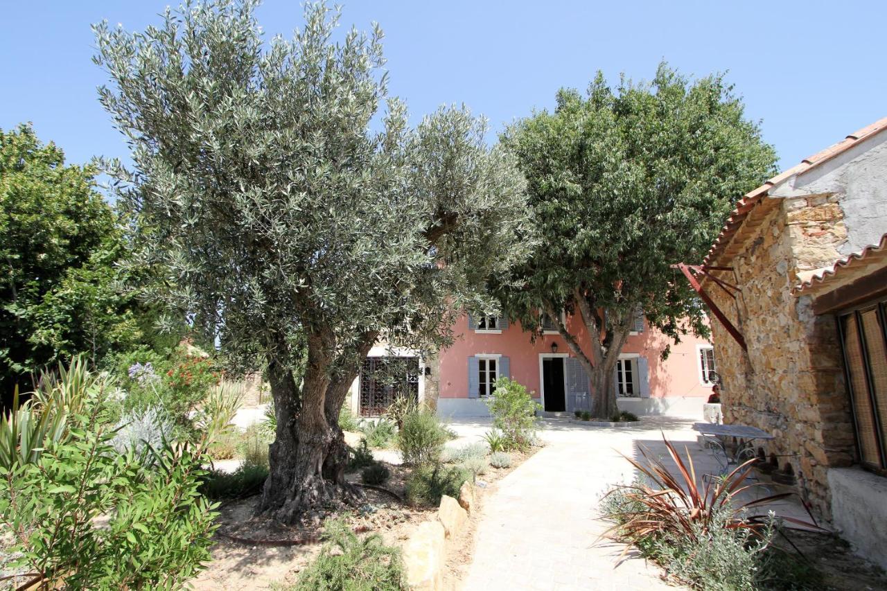 Вилла Bastide La Marraine Ле-Кастелле Экстерьер фото